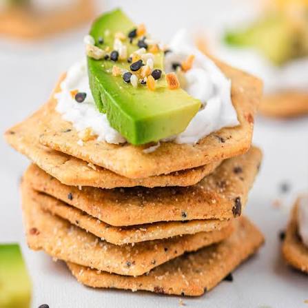 Simple Mills Seed Flour Everything Crackers, 4.25 oz.
