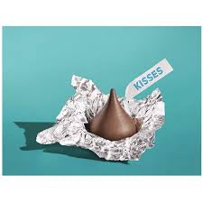 Hershey's Milk Chocolate Kisses, 56 oz. – alternate product view 3