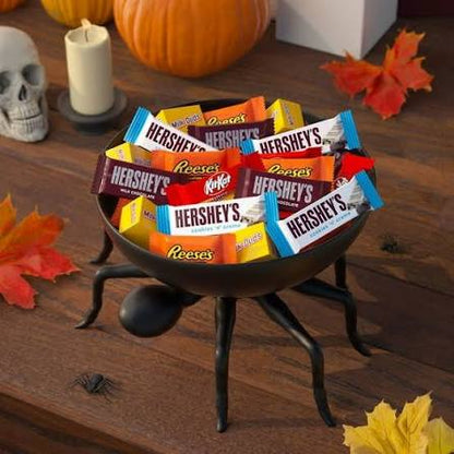 Hershey's Assorted Flavored Halloween Candy Bulk Bag, 365 ct. – alternate product view 2