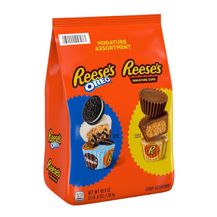 Reese's Oreo Assorted Flavored Snack Size Peanut Butter Cups Candy Bag, 35.2 oz. product packaging