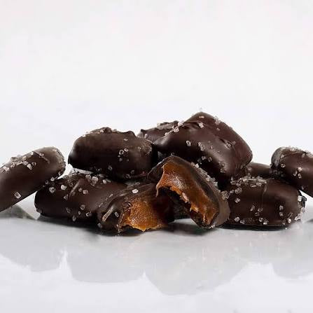Sanders Dark Chocolate Caramel Sea Salt Tub, 28 oz. – alternate product view 4