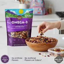 Wellsley Farms Omega-3 Trail Mix, 40 oz. – alternate product view 3