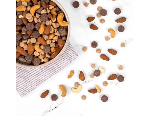 Wellsley Farms Peanut Butter Bliss Trail Mix, 22 oz. – alternate product view 3