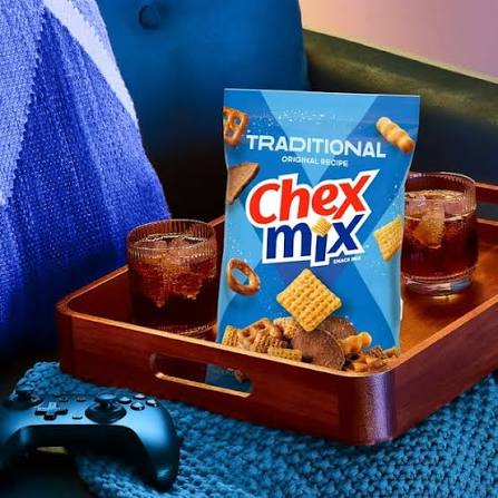 Chex Mix Traditional, 40 oz. – alternate product view 3