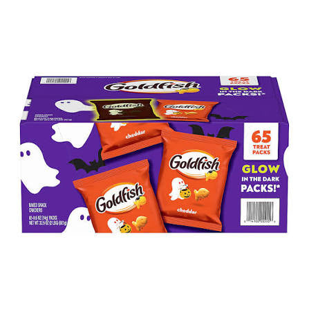 65-count Halloween edition Goldfish cheddar crackers box
