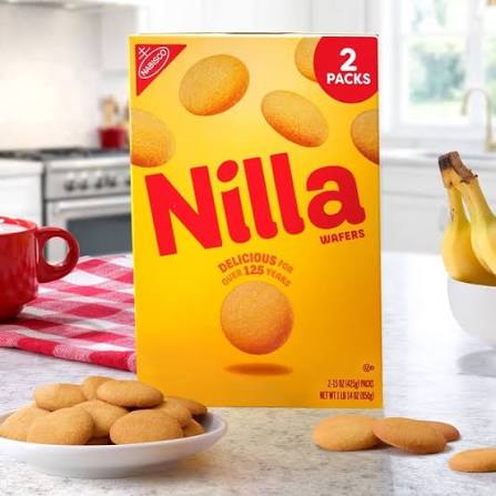 Nilla box on table beside vanilla wafers
