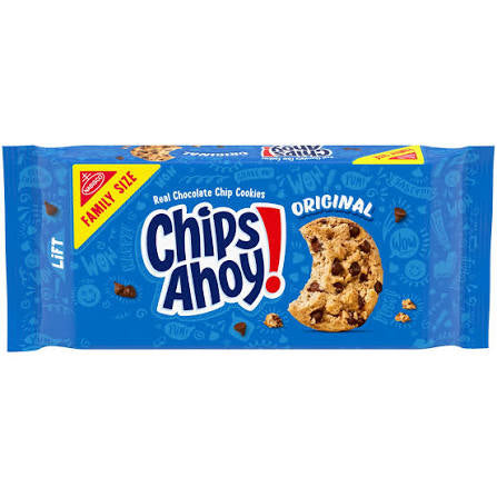Single wrapped pack of Chips Ahoy cookies