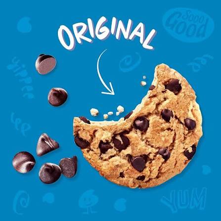Chips Ahoy chocolate chip cookies: chocolate chip cookie against blue background
